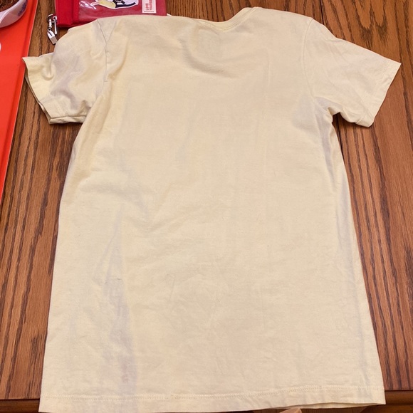 BTS Love Yourself tee - Picture 3 of 3